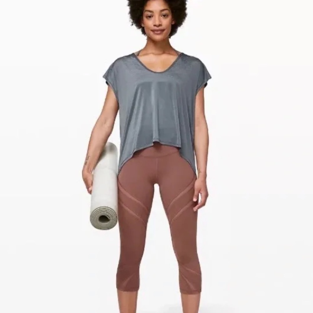 LULULEMON Playful Practice Short Sleeve size 6